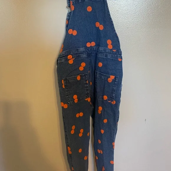 Kids 5t overalls with orange polka dots - Picture 5 of 5